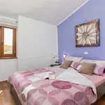 Holiday home Lovely In Svkirin With Sauna Jursici