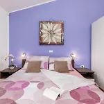 Holiday home Lovely In Svkirin With Sauna *